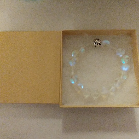 White Moonstone Bracelet - Picture 6 of 8